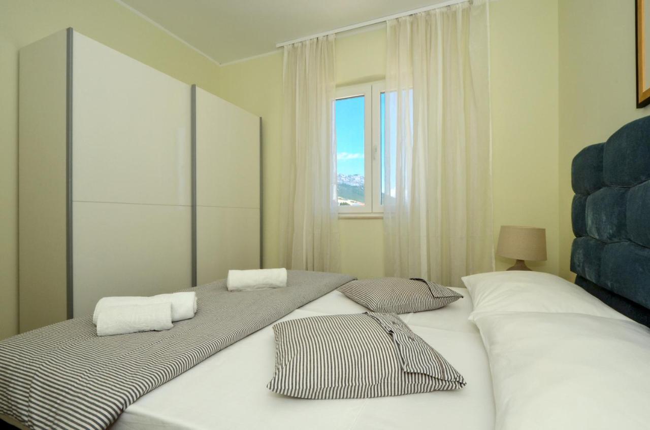 Holiday Home Nevera Kaštela Eksteriør billede